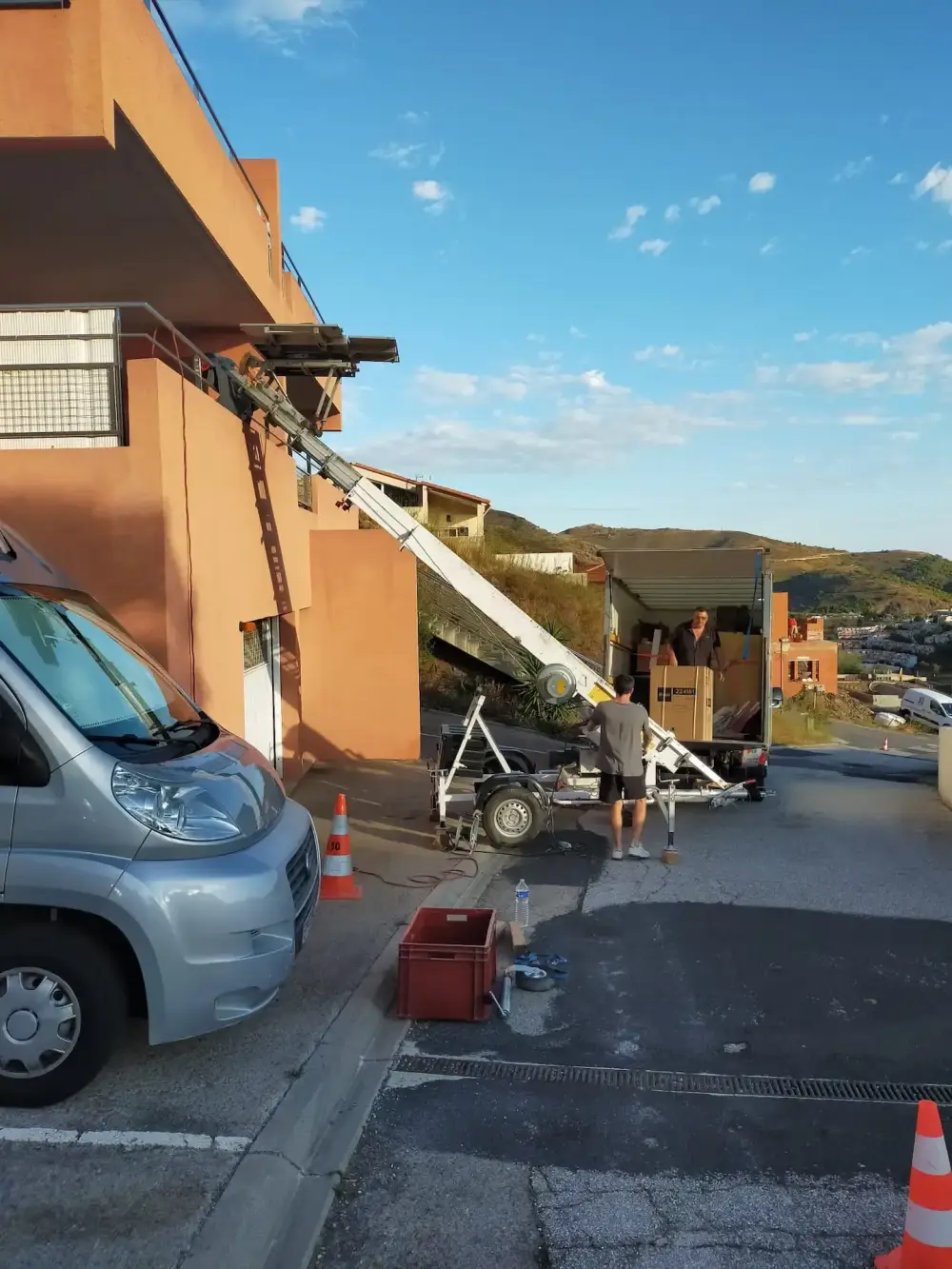 Monte meubles à Clapiers